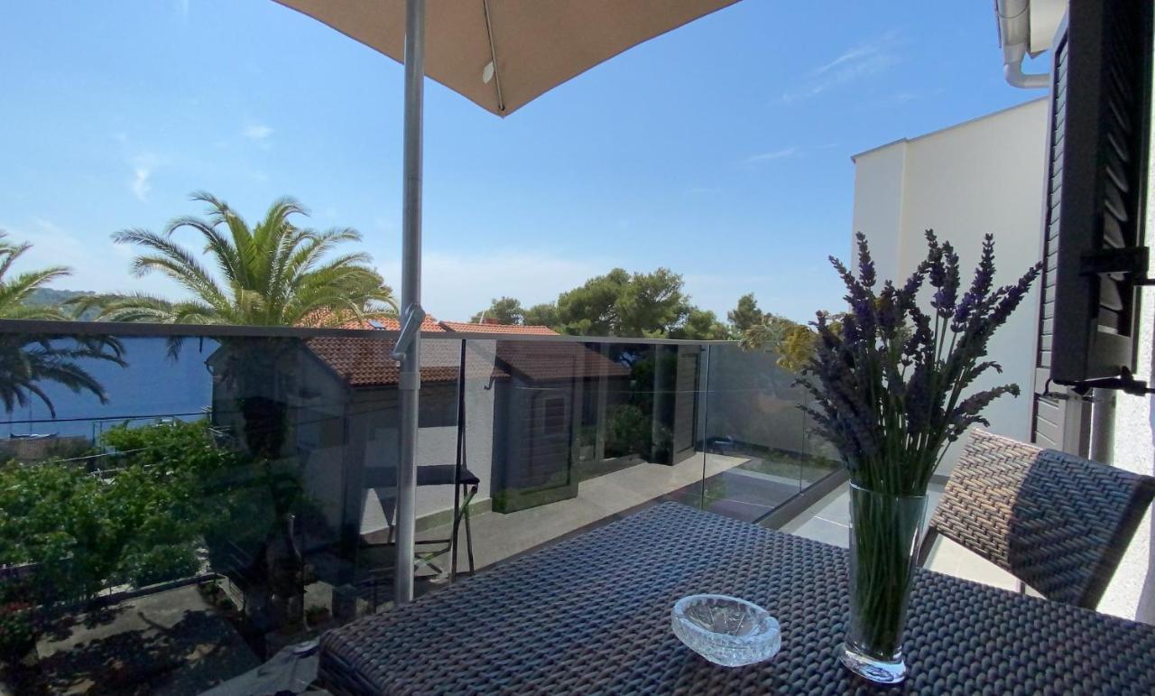 Apartments Tasha Mali Losinj Ngoại thất bức ảnh
