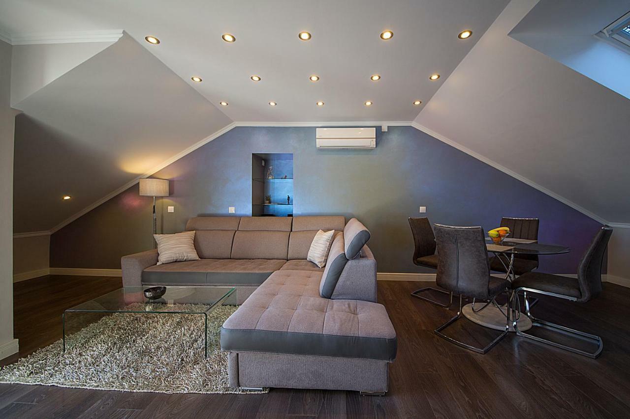 Apartments Tasha Mali Losinj Ngoại thất bức ảnh