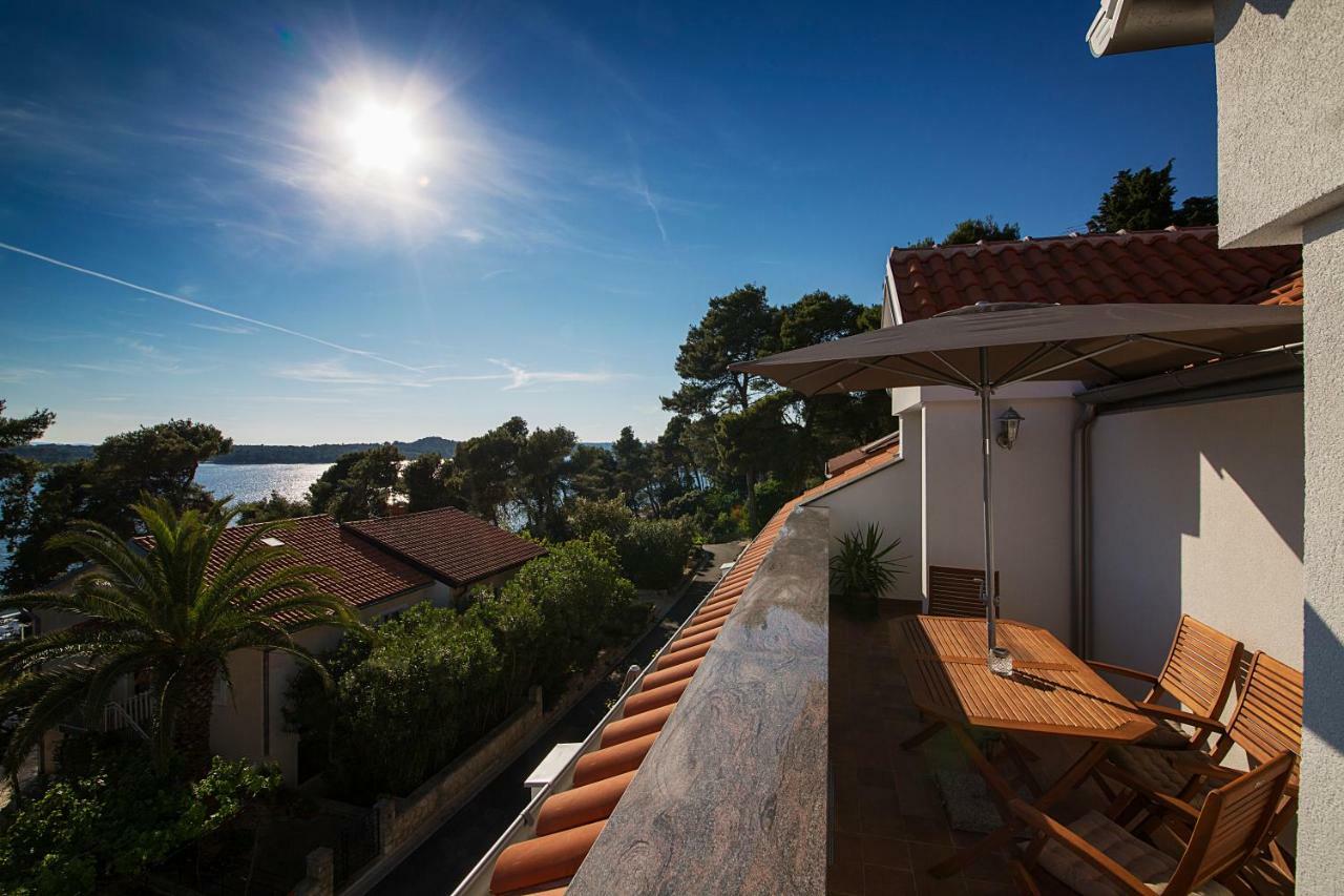 Apartments Tasha Mali Losinj Ngoại thất bức ảnh